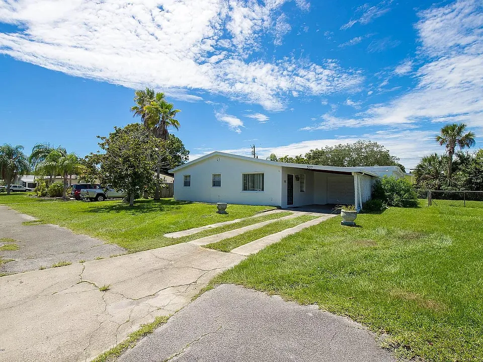 307 W University Blvd