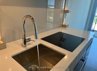 28 Ann St #506, Mississauga, ON L5G3G1