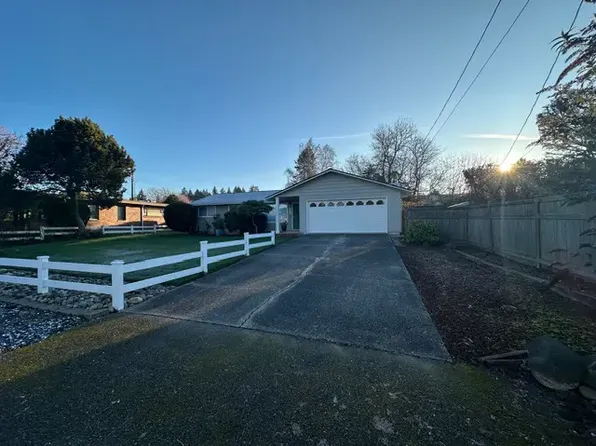 5135 Frances Ave NE, Tacoma, WA 98422