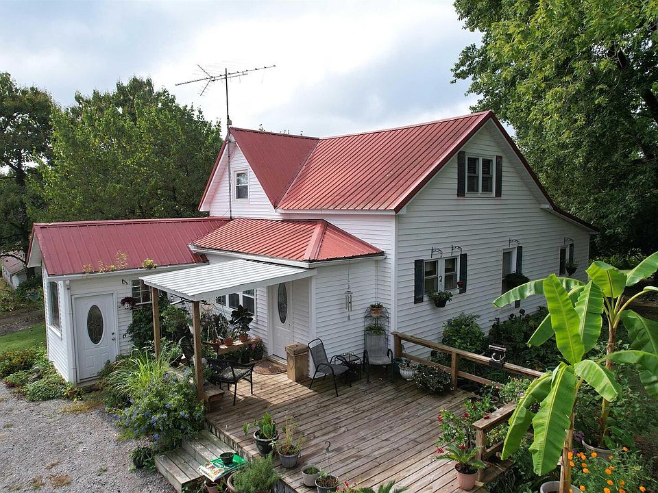 1st image of 200 Crestview Dr