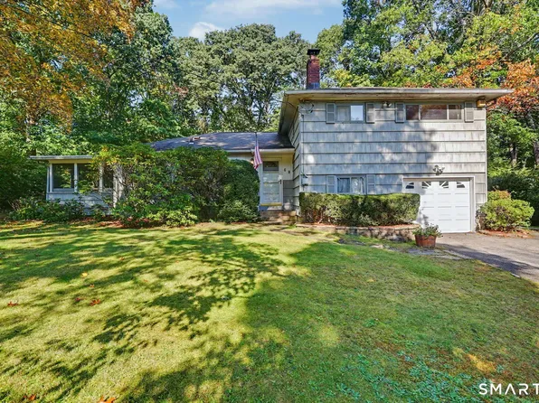 68 Winding Lane, Norwalk, CT 06851