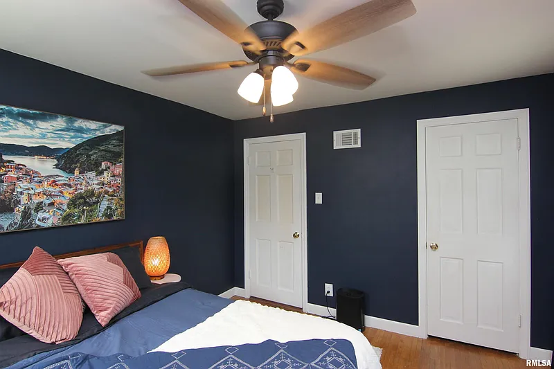 Thumbnail 17