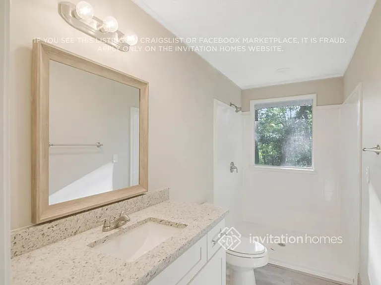 206 Park Ave — Photo 23