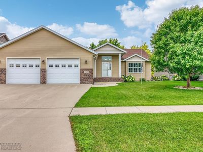 209 37th Ave E, West Fargo, ND, 58078