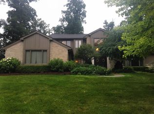 2322 Oak River Ct, Troy, MI 48098