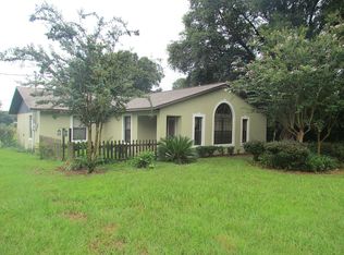 15845 SE 258th Avenue Rd, Umatilla, FL 32784