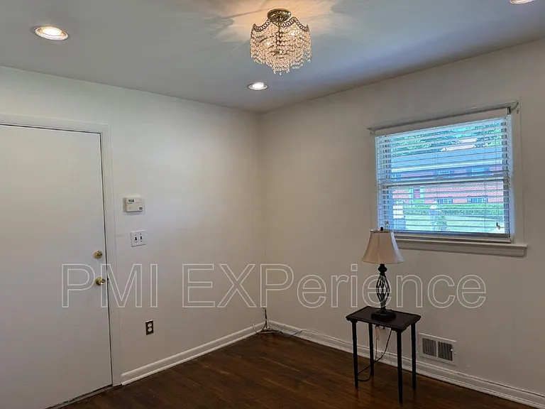 3203 Amador Dr — Photo 15