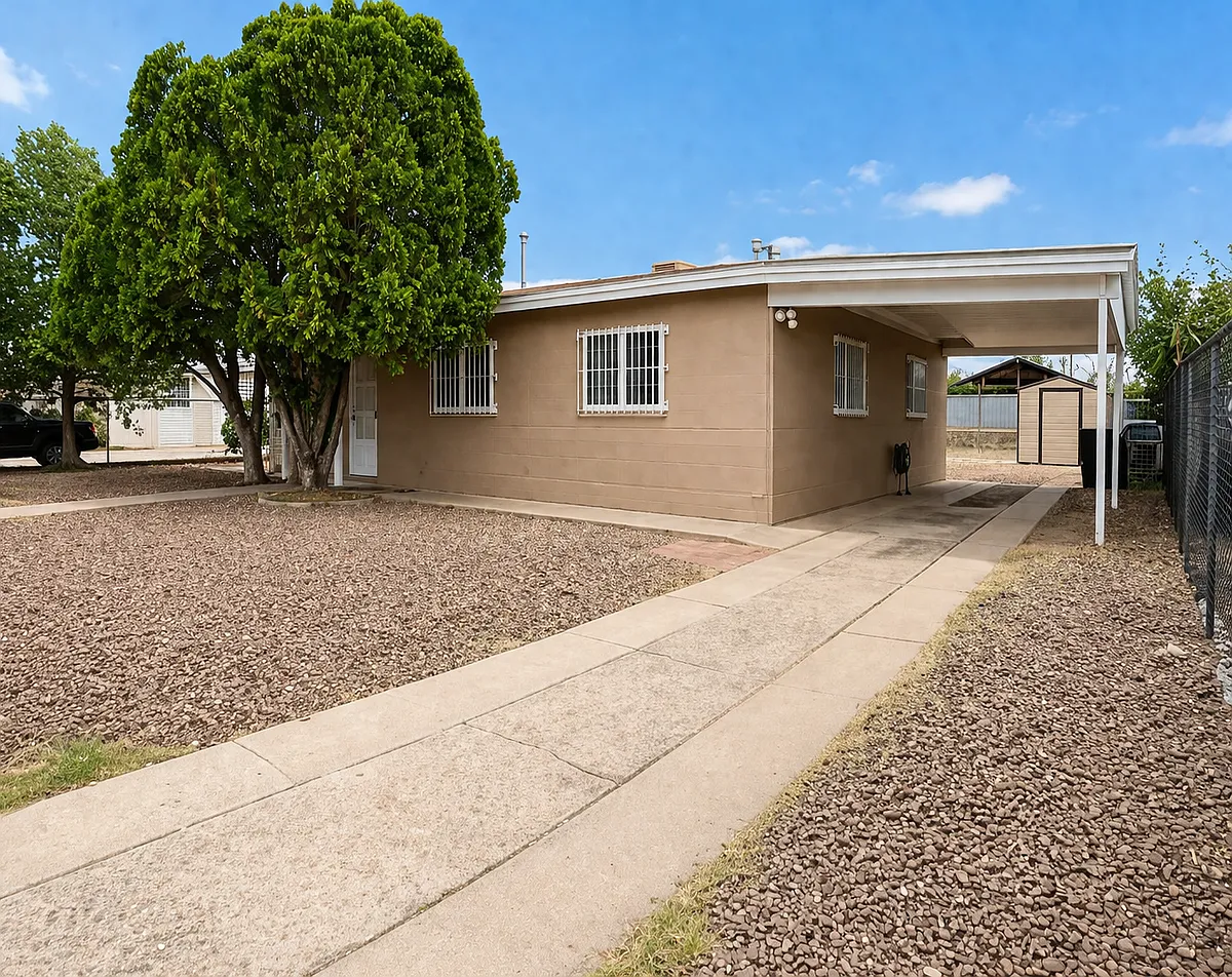 Building Photo - 8640 Mount Whitney Dr