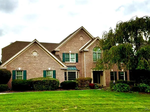 2739 Apple Valley Cir N, Orefield, PA 18069