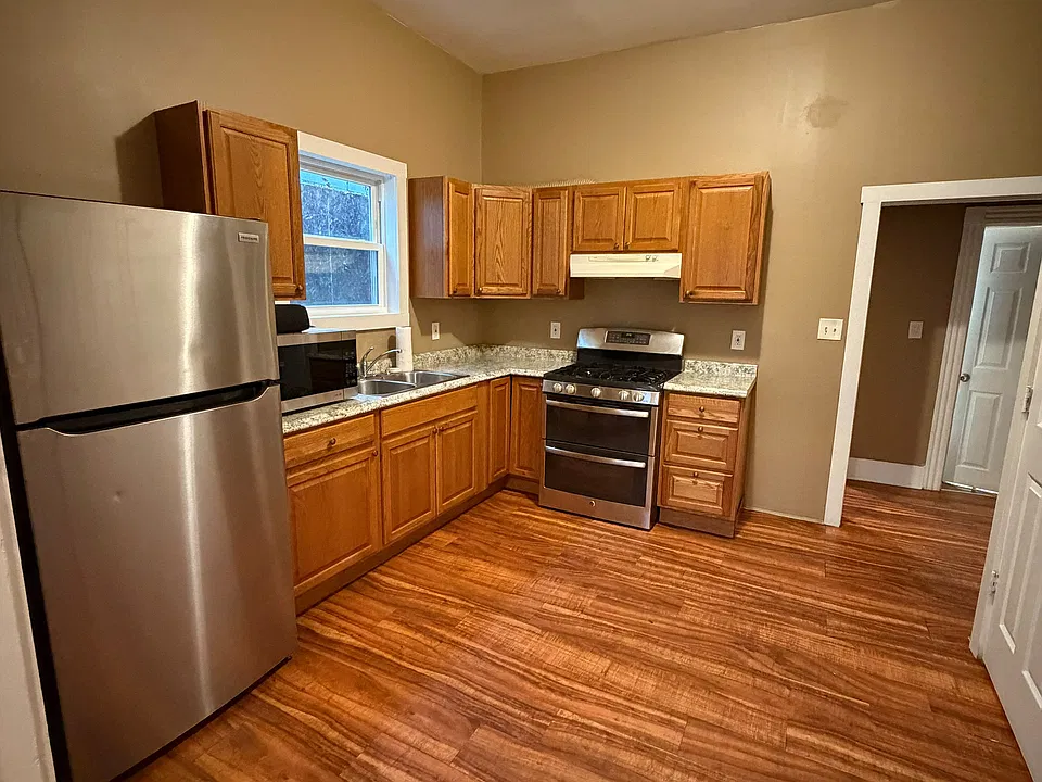 20 Grove St #20