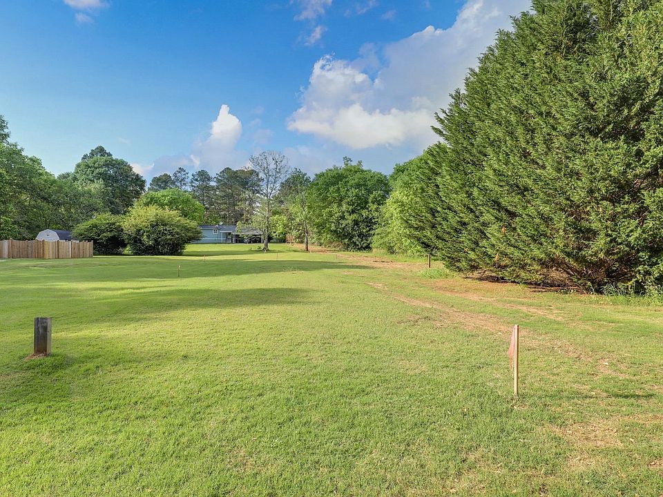 360 Seavy St, Senoia, GA 30276 MLS 20141715 Zillow