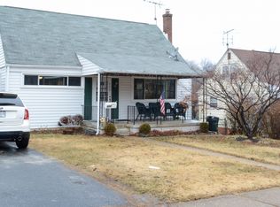 808 Cliffedge Rd, Baltimore, MD 21208