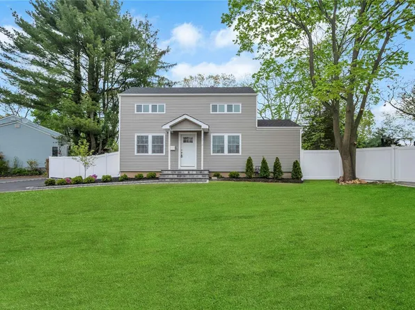 314 Eastwood Boulevard, Centereach, NY 11720