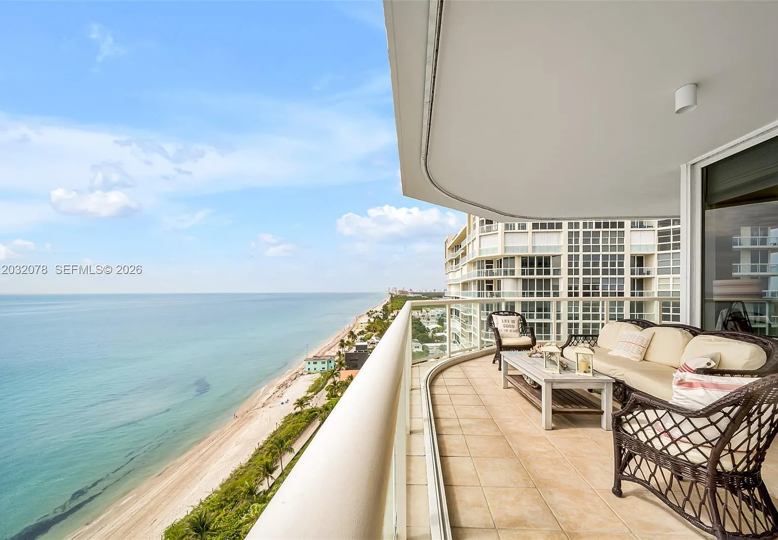 Renaissance On The Ocean — Photo 1