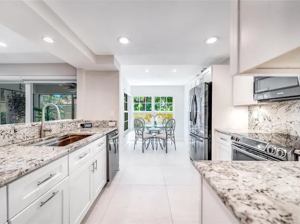 2121 S Ocean Boulevard #102, Lauderdale By The Sea, FL 33062