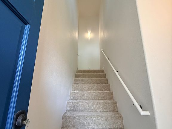 4th image of 92-1071 Koio Dr APT B