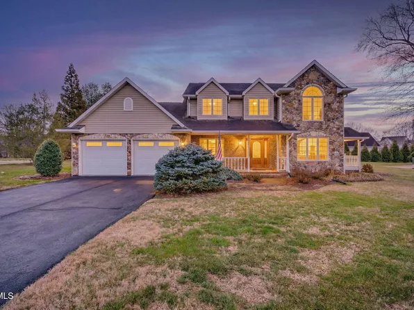 115 Wedgewood Cir, Elizabethton, TN 37643