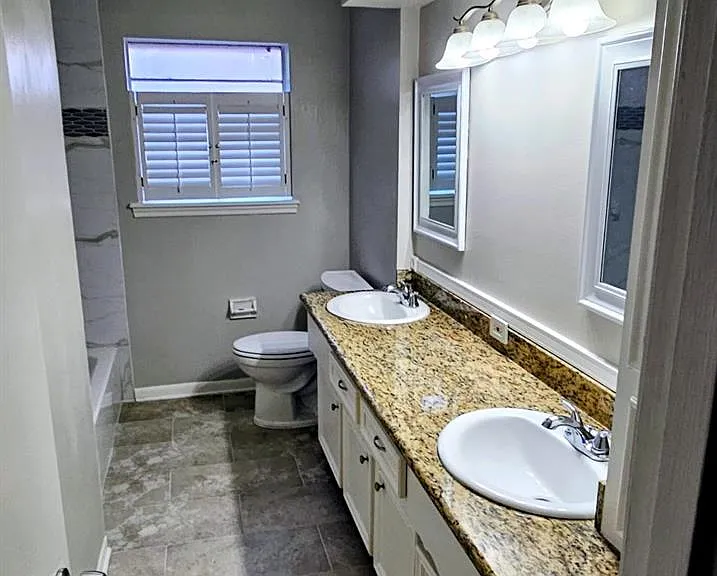 25602 Oakhurst Dr — Photo 17