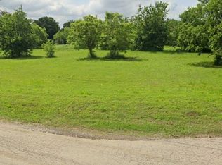 102 E Carver St, Alvarado, TX 76009