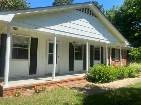 245 Fairway Dr, Athens, GA 30607