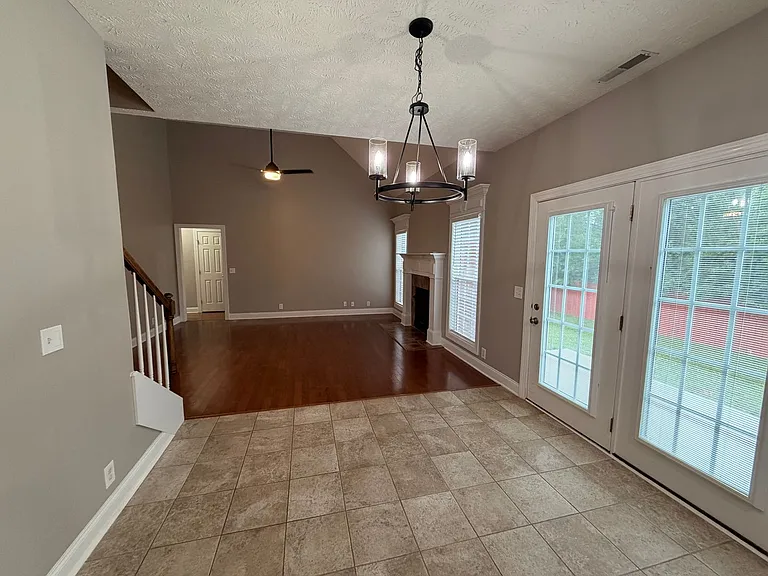 4517 Hammock Dr — Photo 6