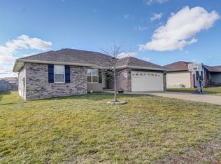 119 Ashton Ave, Clever, MO 65631