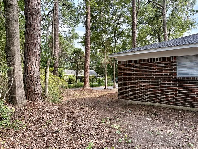 1611 Cortez Dr — Photo 6
