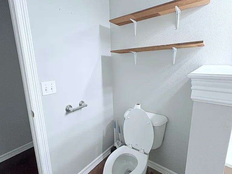 4375 E Holiday Dr — Photo 7