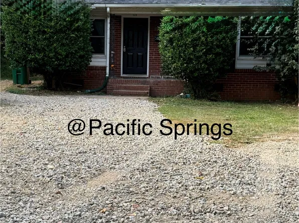 1849 Darbrook Dr, Charlotte, NC 28205