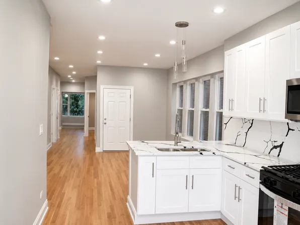 10919 S King Dr Unit 2, Chicago, IL 60628
