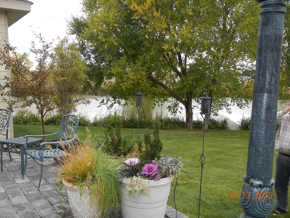 1st image of 604 Lupine Dr S
