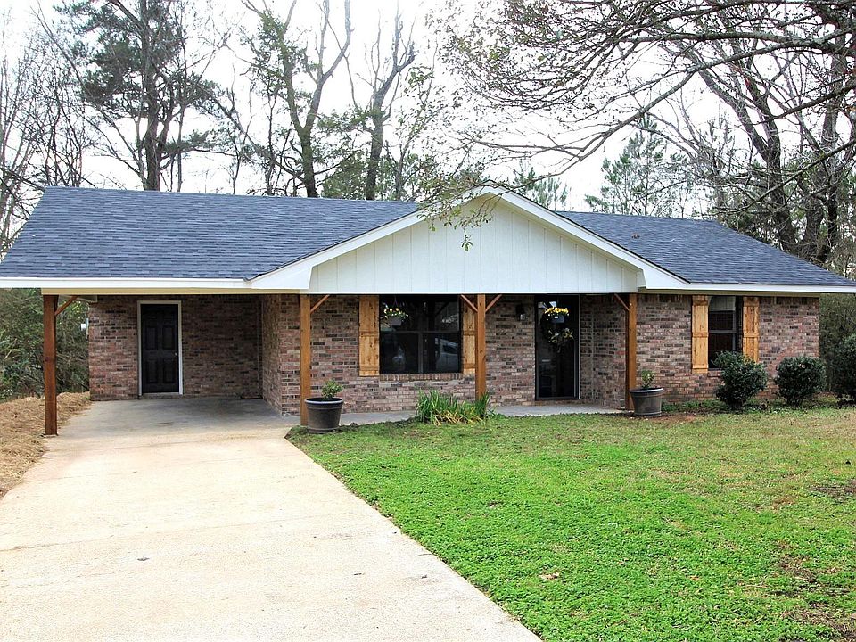 1st image of 144 Carolyn Dr