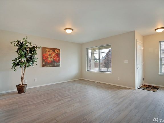 5th image of 20406 11th Avenue Ct E