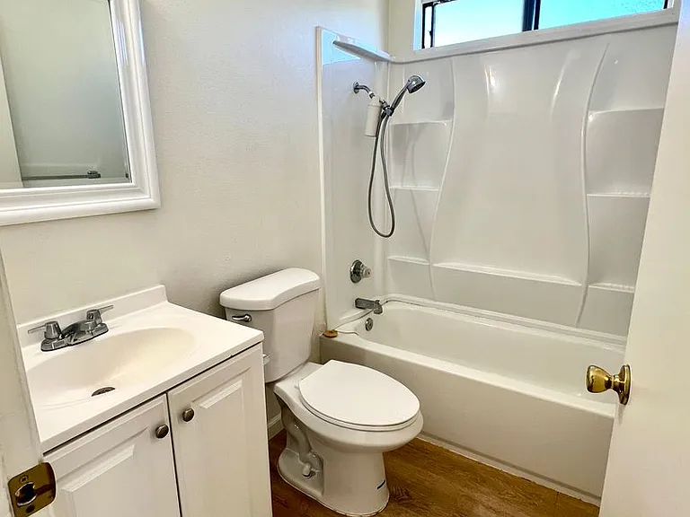 7921 Moonshadow Cir — Photo 9