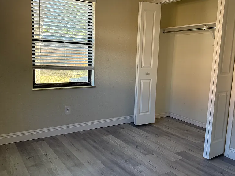 117 Bearss Cir — Photo 6