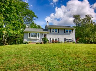 13 Arthur Rd, Bridgewater, NJ 08807