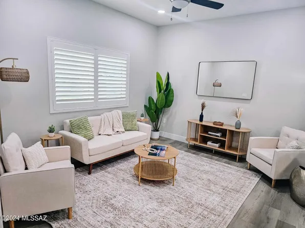 2032 E River Rd #104, Tucson, AZ 85718
