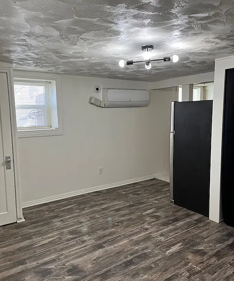 410 E 1st Ave #11 — Photo 1
