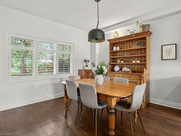 5th image of 100 Beddoe Dr #21