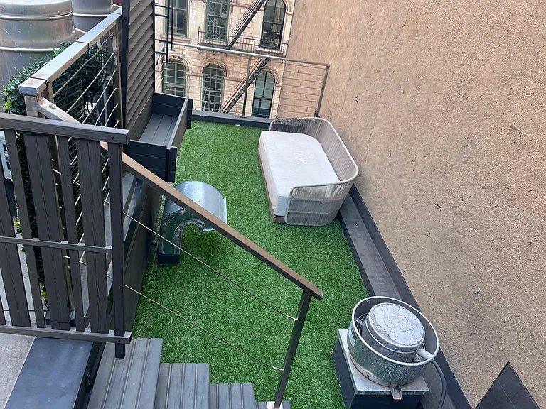 35 Walker St #PENTHOUSE — Photo 22