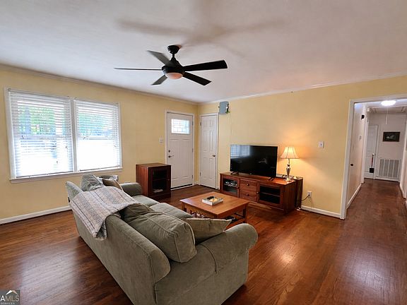 2nd image of 535 Ansley Ave