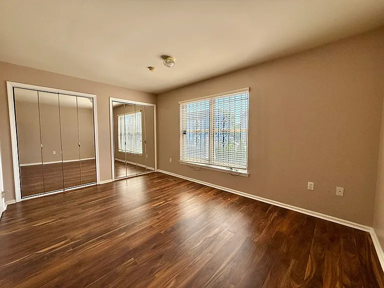 1823 S Napa St — Photo 30