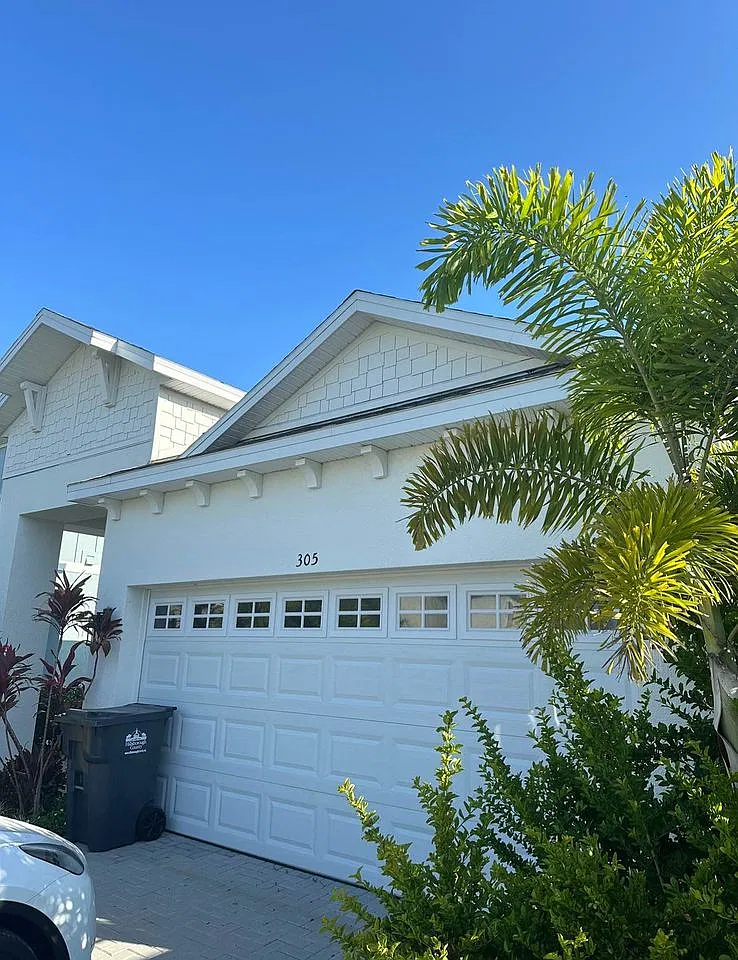 3 bed, 1932 sqft, $3,200 — Photo 3