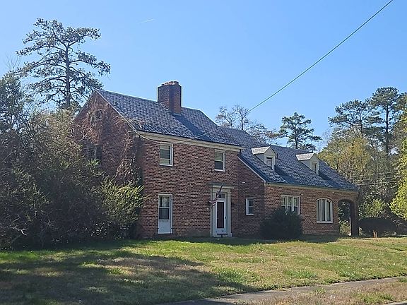 3rd image of 1830 Sherwood Rd