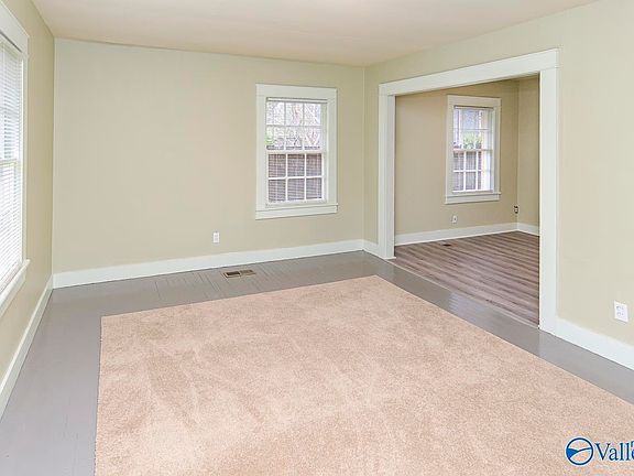 5th image of 1504 Wadsworth St SE