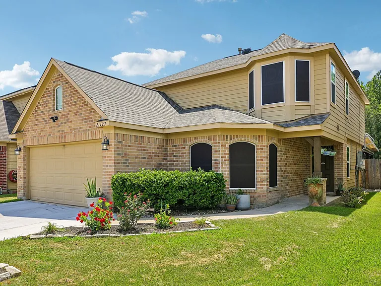 21127 Fox Orchard Ct — Photo 37