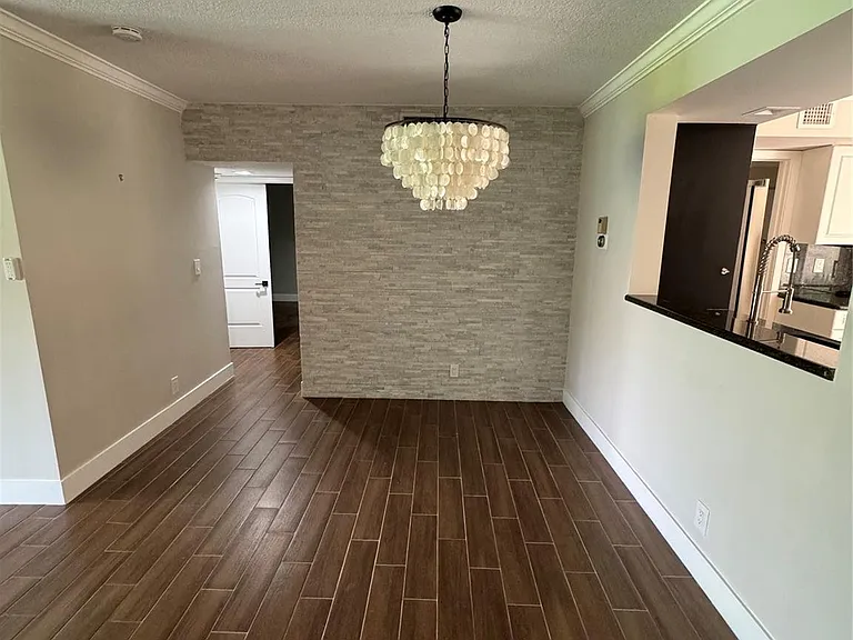 7741 La Mirada Dr — Photo 10