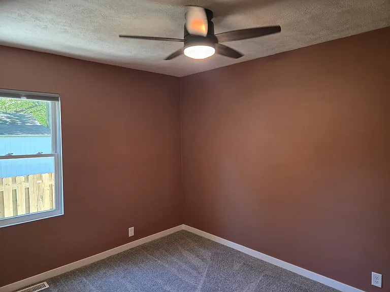 232 Maple Ave — Photo 9
