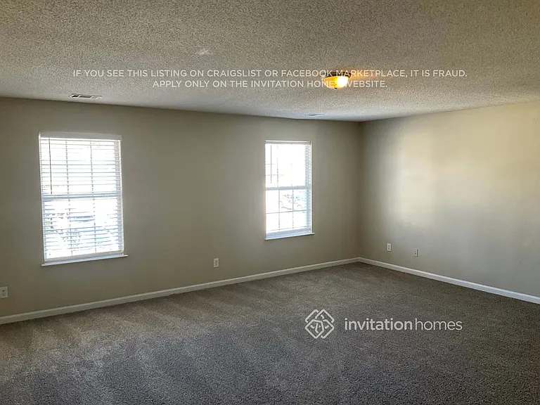 2104 Palatine Pl — Photo 9