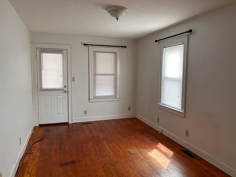 3001 23rd St #3001.5 — Photo 2